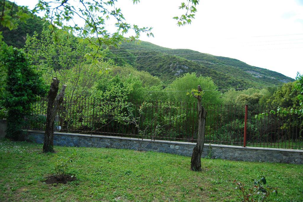 Hotel Faraggi Kleidonia 外观 照片