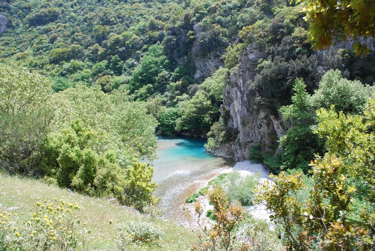Hotel Faraggi Kleidonia 外观 照片